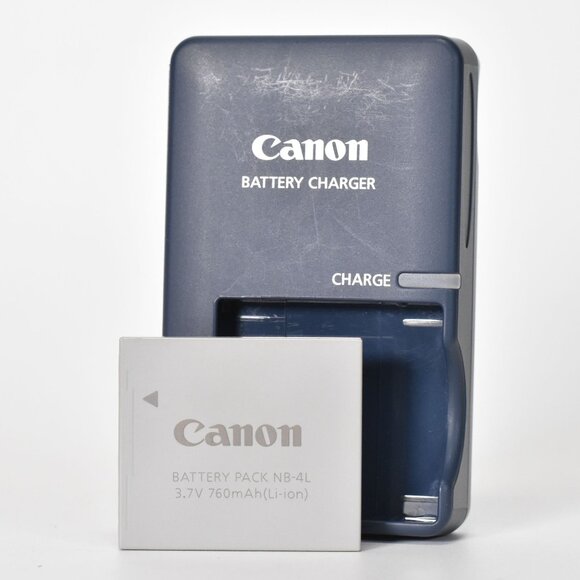 Canon PowerShot SD960 IS Digital Camera 12.1MP 4x Optical Zoom HD Video 8GB SD - Picture 12 of 16